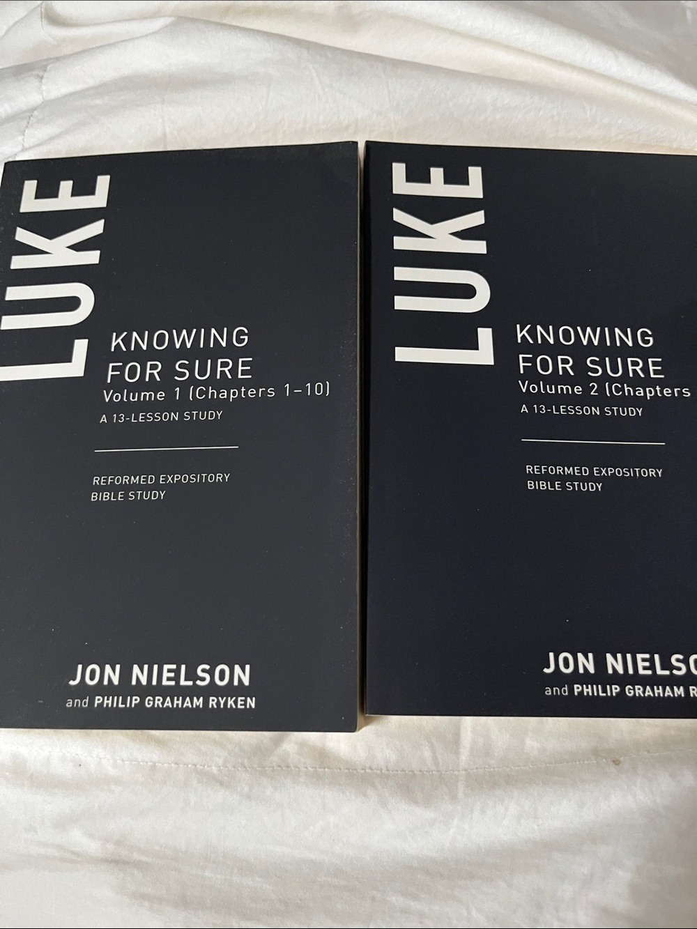 Luke 'Knowing for Sure' Study Guides - Black. 2 volume